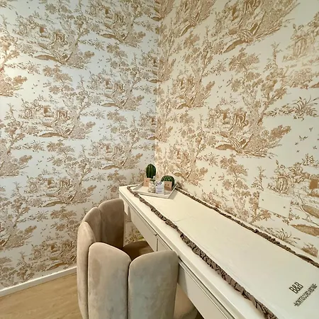 ベッド・アンド・ブレックファスト Nontiscordardime