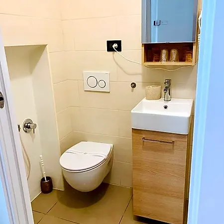 Bed & Breakfast Nontiscordardime 3*
